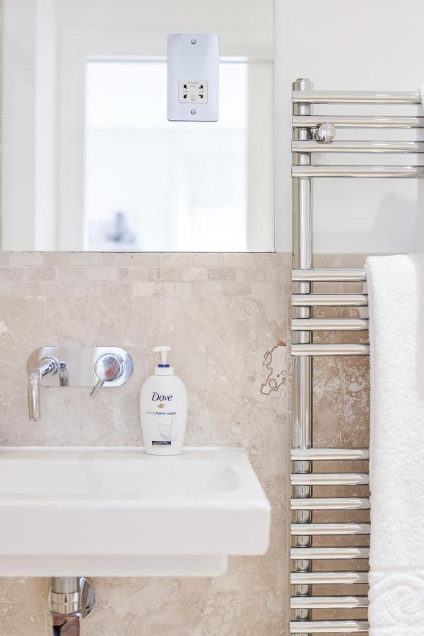 The White Near Kensington High St Apartamento *
